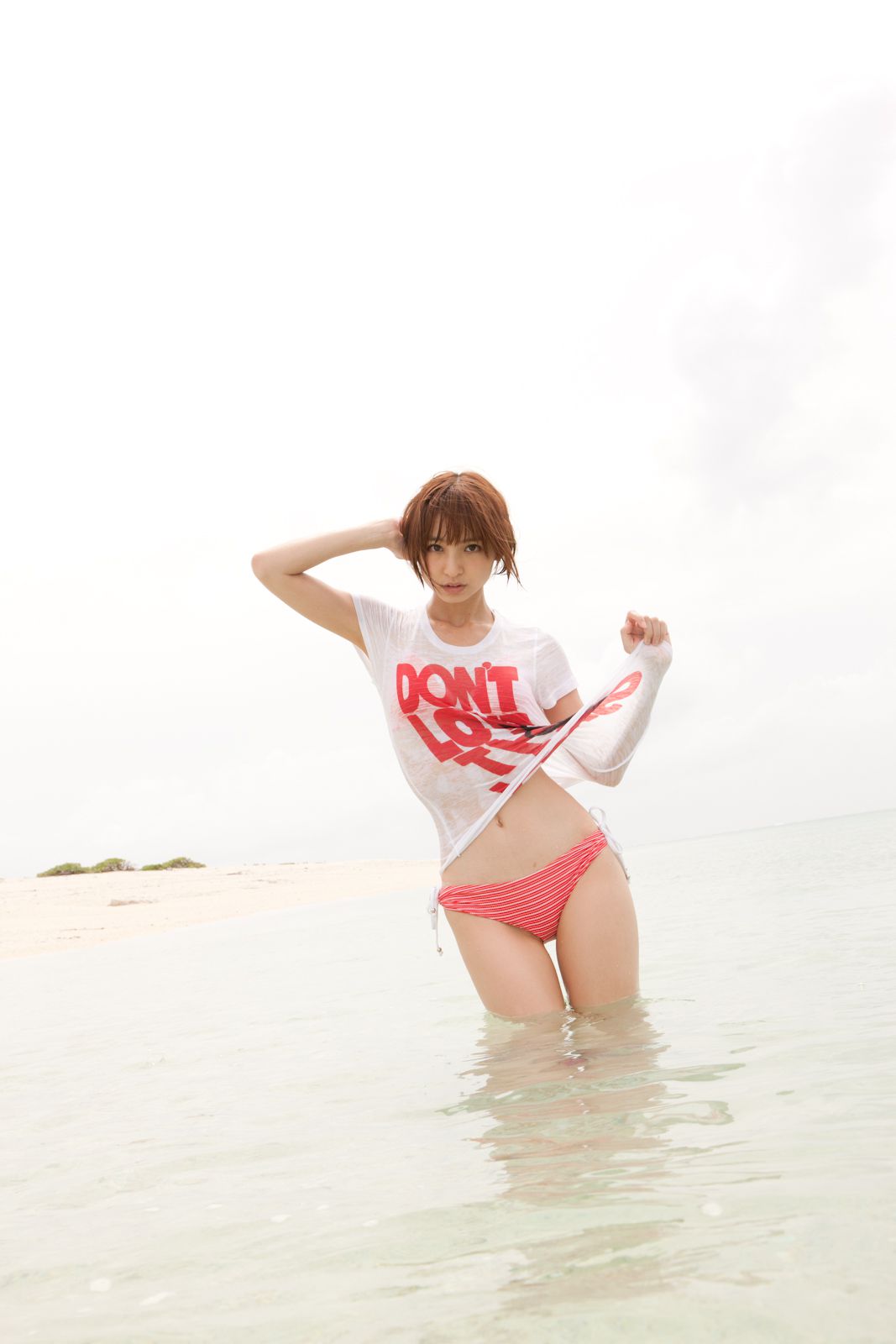 [VYJ] No.114 篠田麻里子『easy vacances』写真集