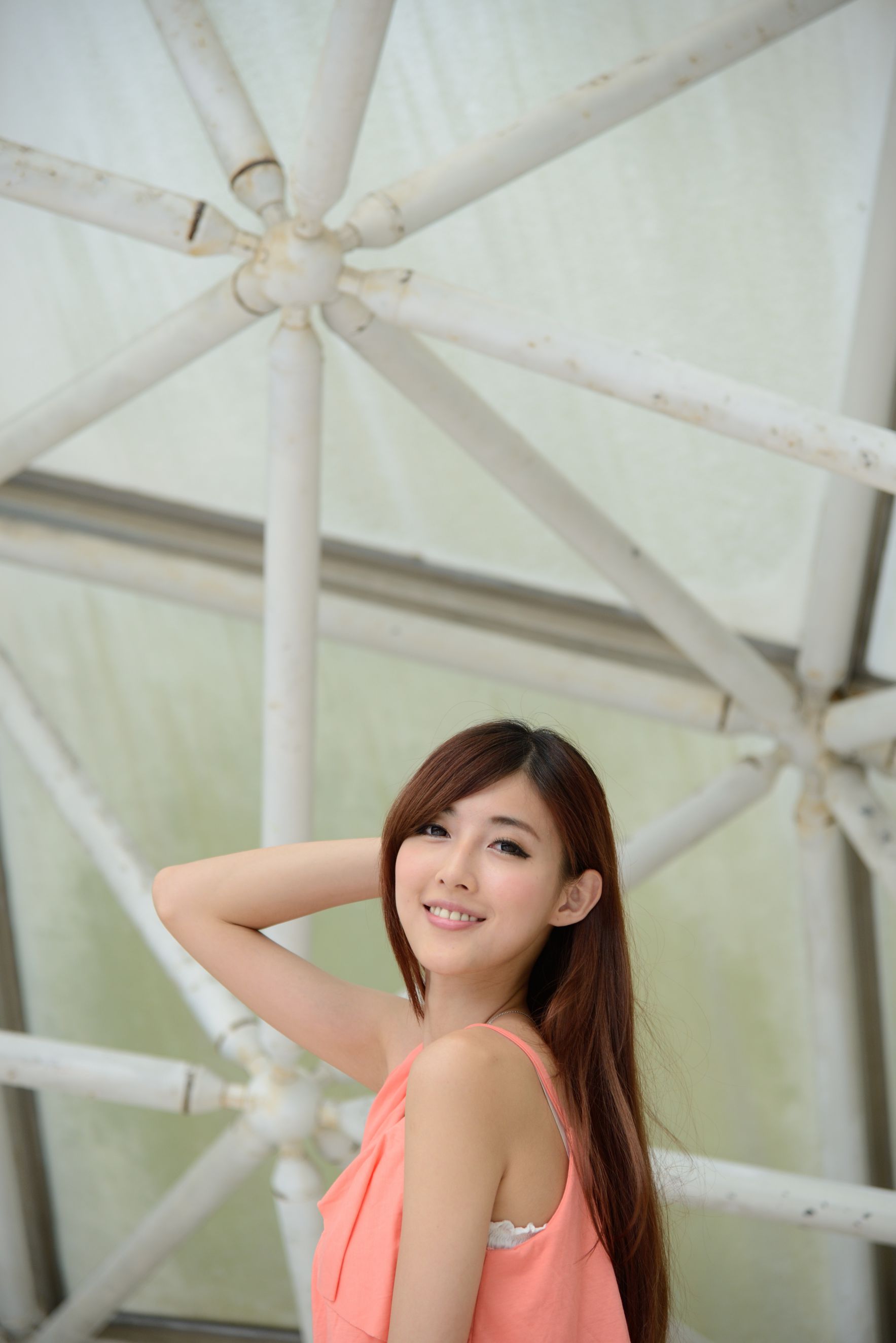 [台湾美女图片] Kila晶晶 - 士林官邸超清外拍写真套图