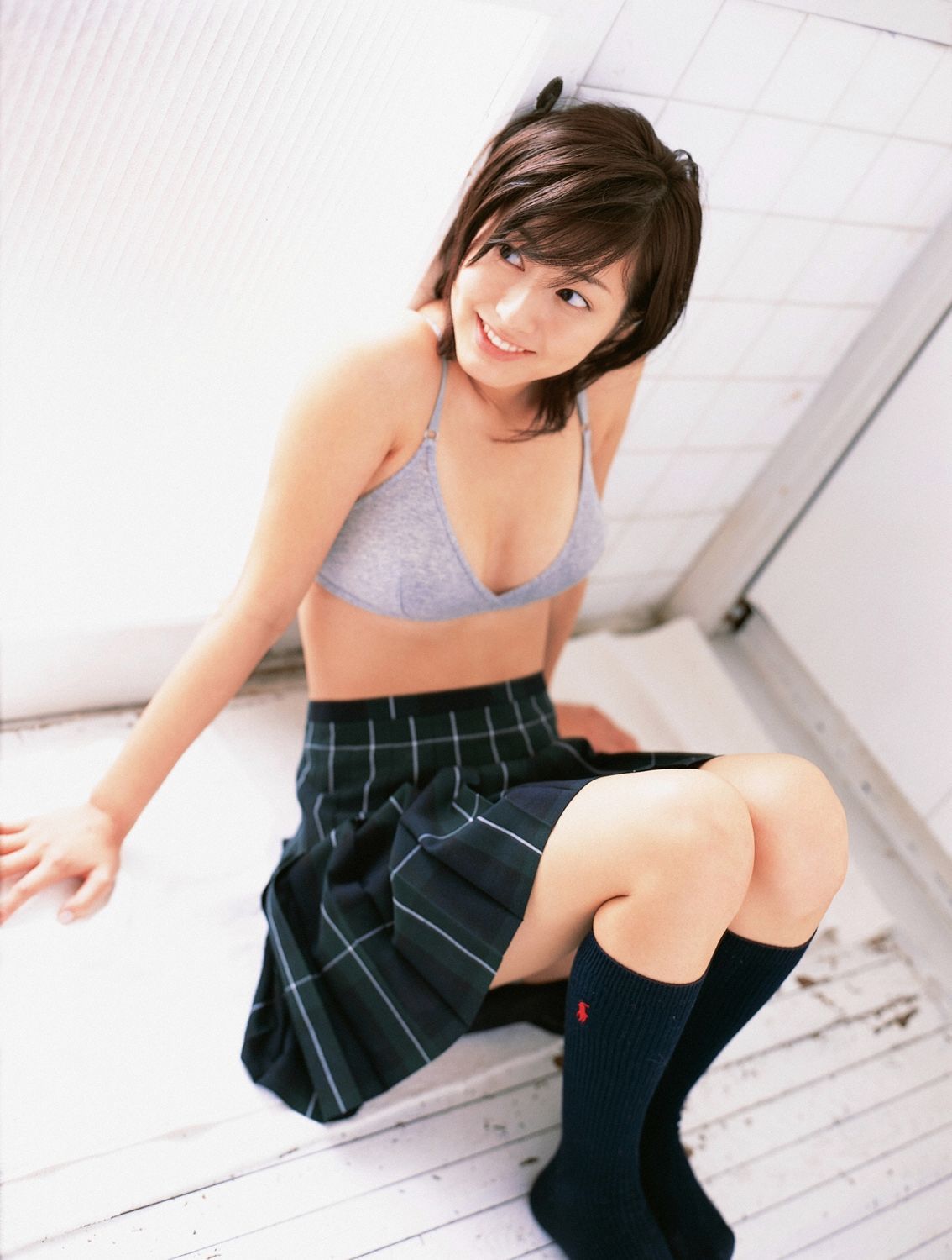 [YS Web] Vol.196 杉本有美《超本格派美少女降临!!》写真集