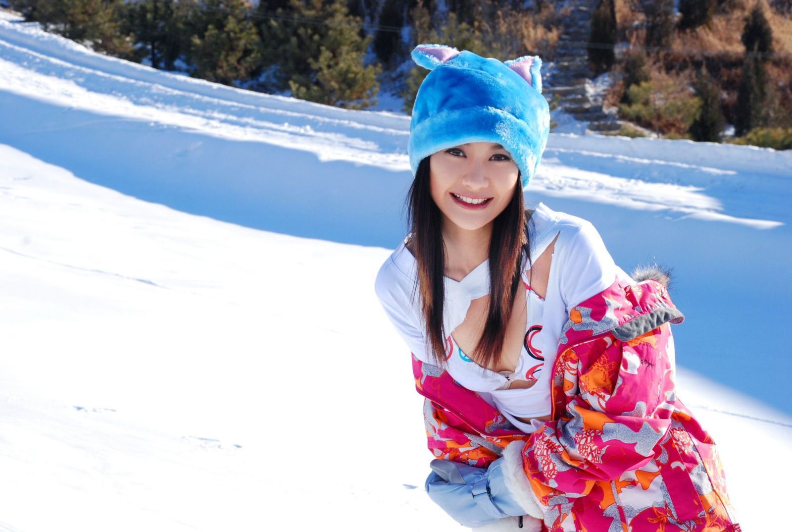 明星美女杨雪-滑雪场摄影套图