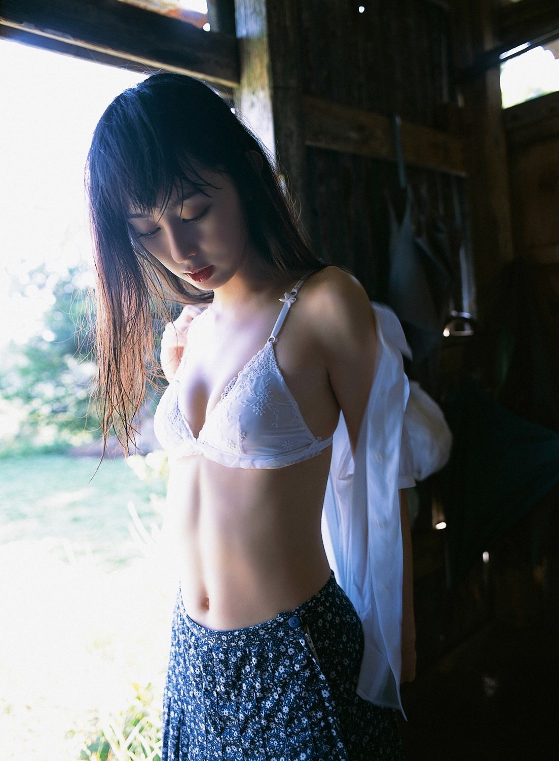 [YS Web] Vol.234 秋山莉奈《莉奈のもうひと雫》写真集