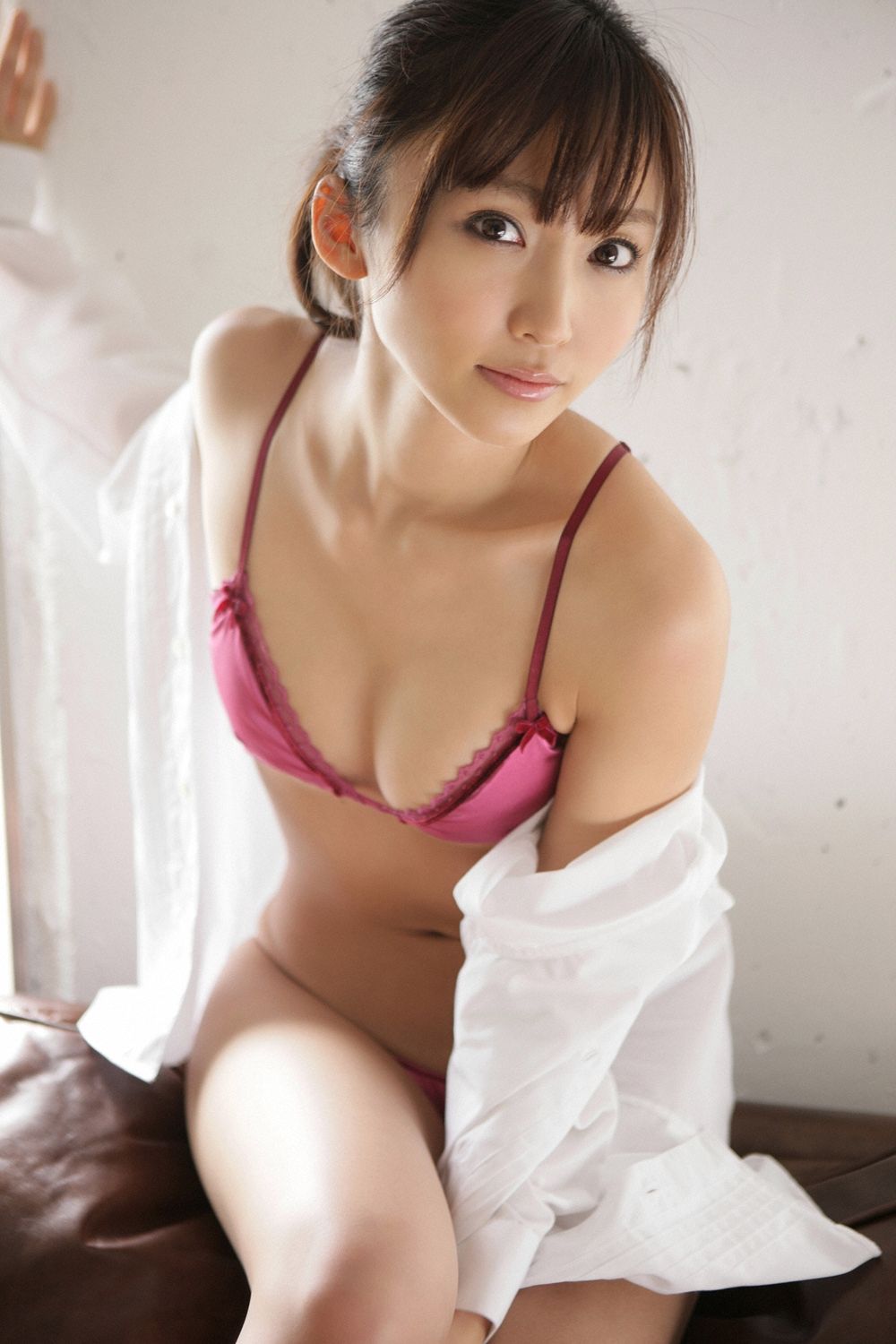 [YS Web] Vol.540 吉木梨纱《密室ロマンス》写真集