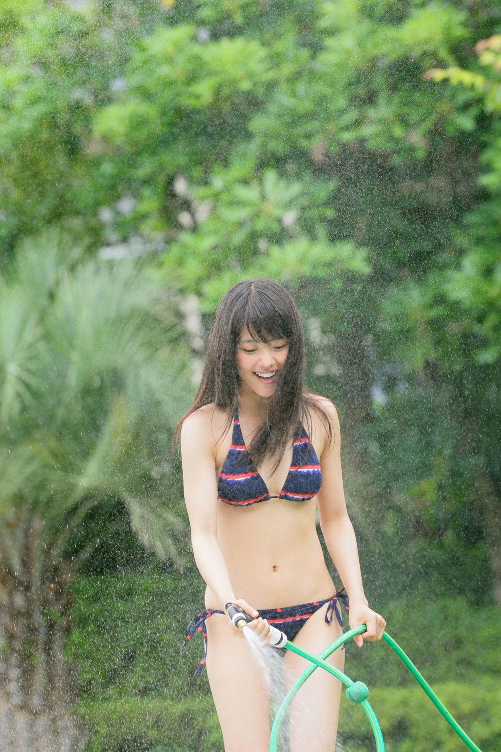 [YS Web] Vol.523 有村架純《夏あそぴ.水あそぴ》写真集