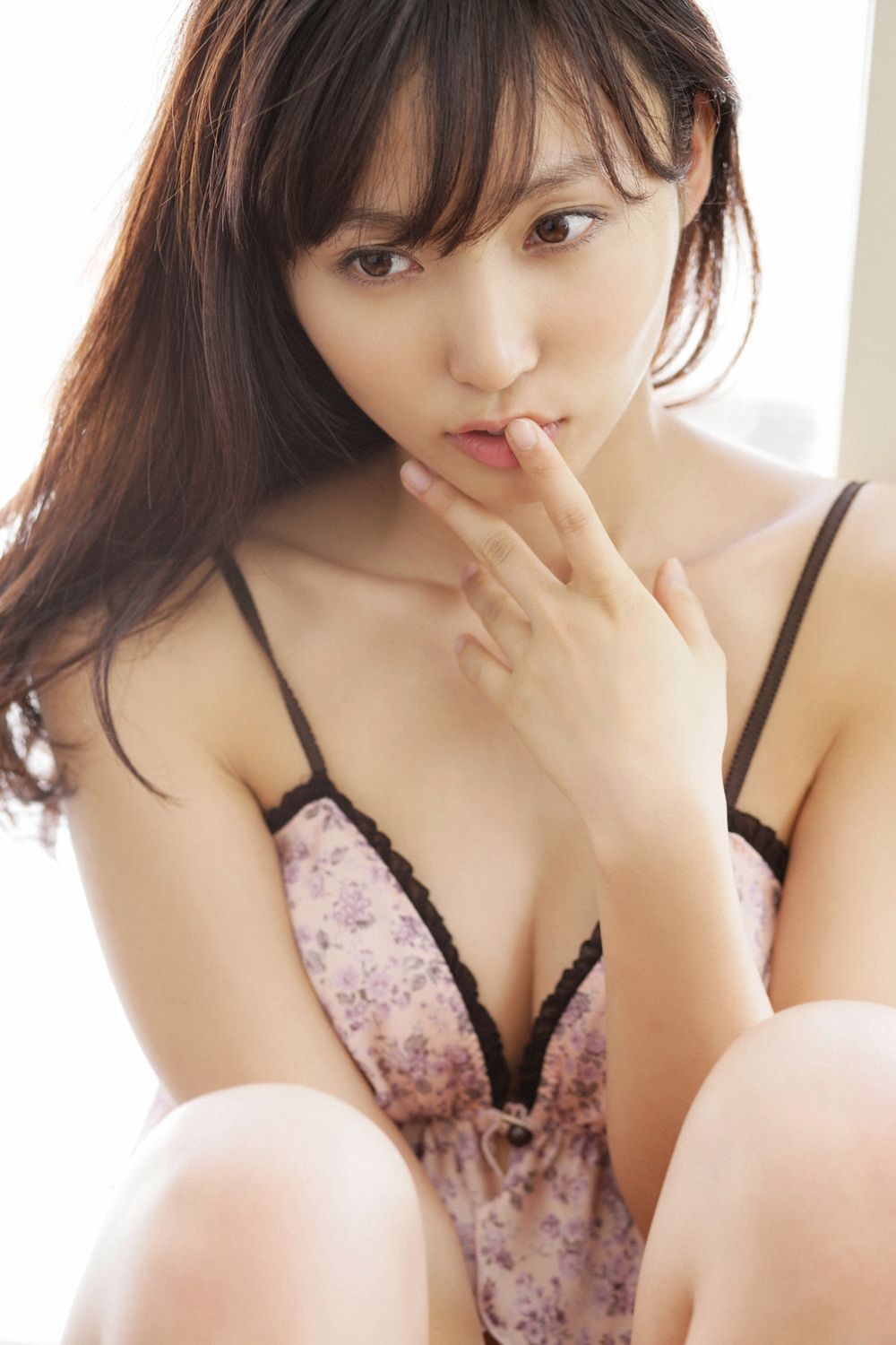 [YS Web] Vol.527 吉木梨纱《ダラビァ絕對ヒロイン降臨！！》写真集