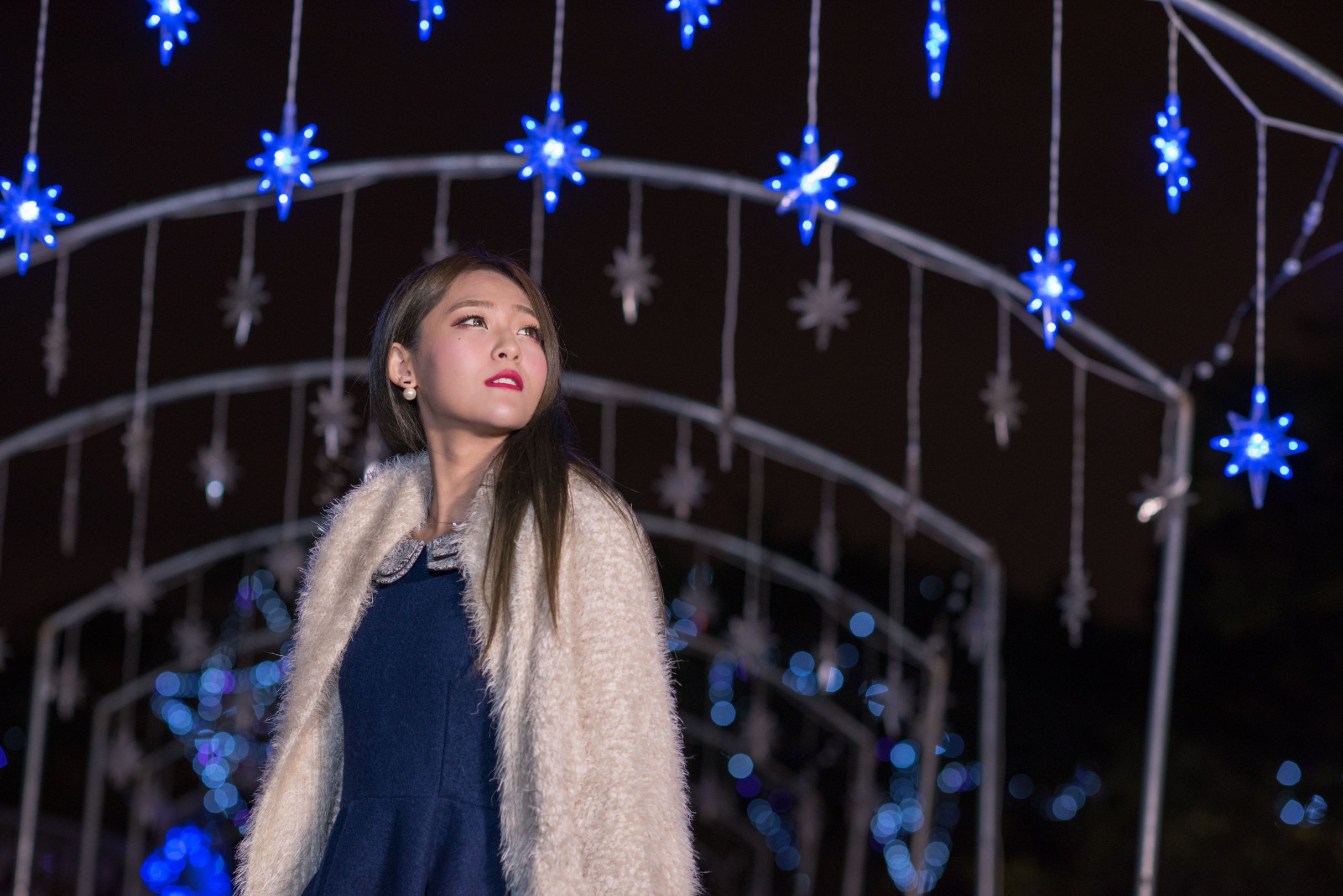 [Beautyleg外拍] Winnie小雪 - 新北欢乐圣诞城夜拍超高清图片合集