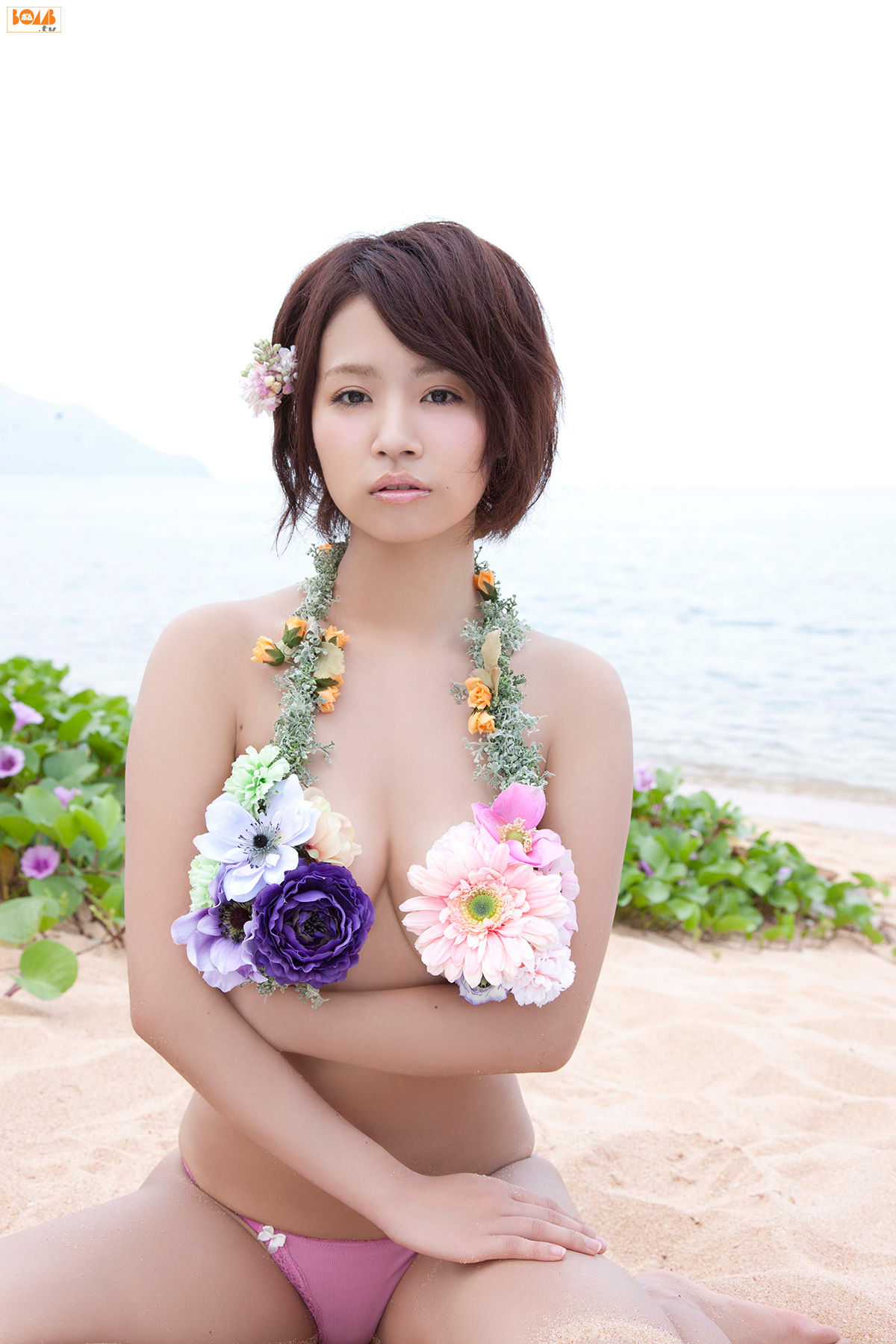 [Bomb.TV] 菜乃花 Nanoka 写真集 2013年12月号