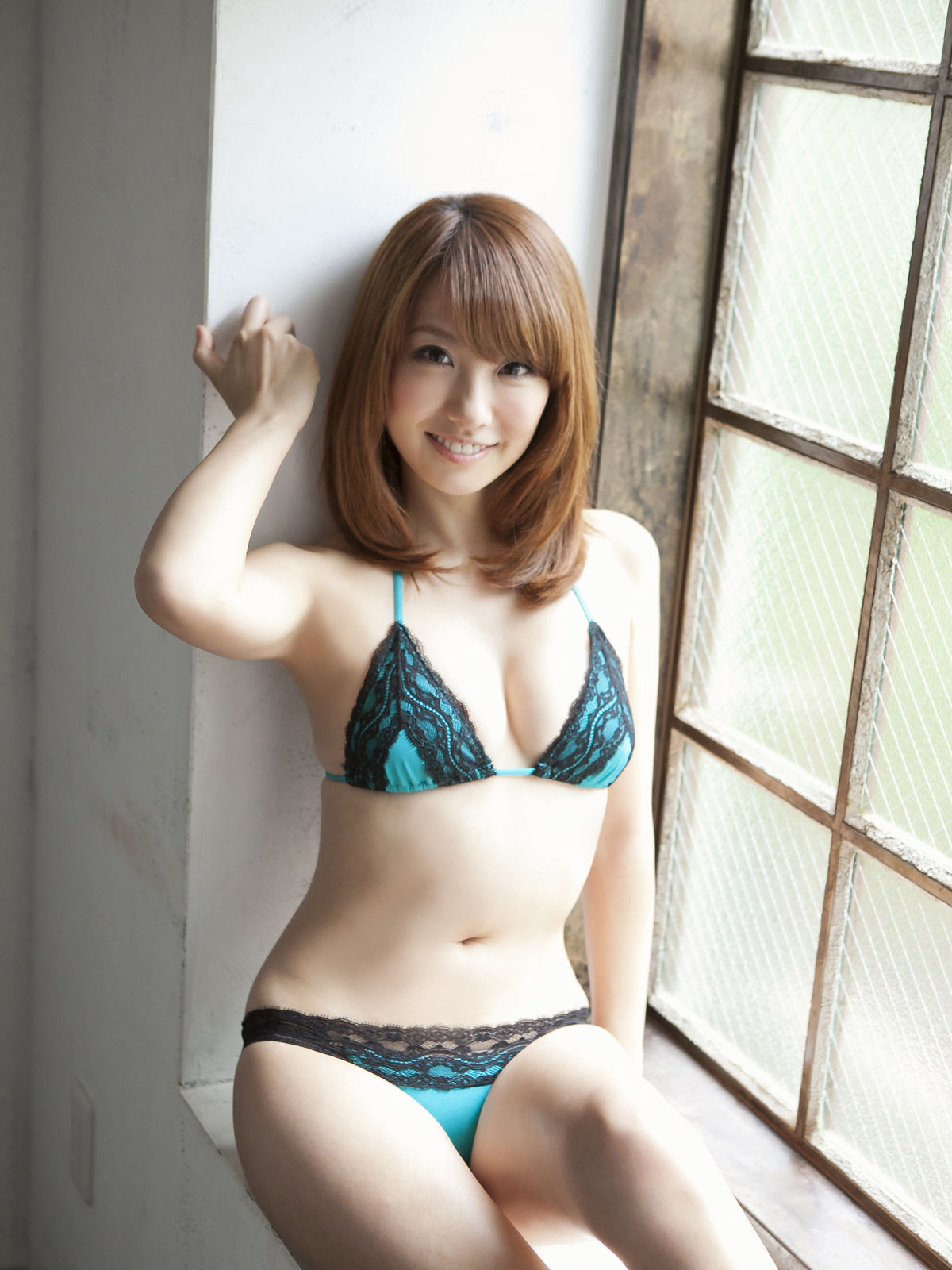 [Sabra] 山本梓《JUICY FRUIT》写真集