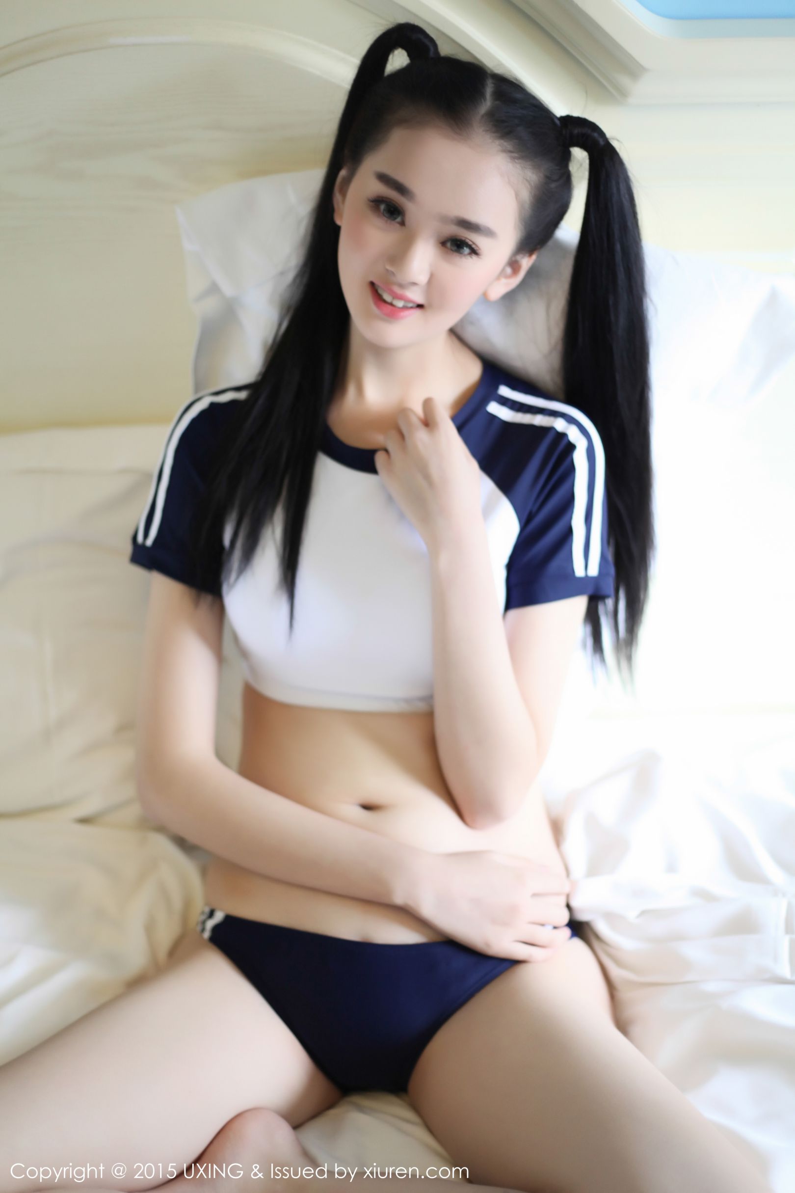 [UXING优星馆] VOL.027 温馨baby 97年新人妹子 写真套图