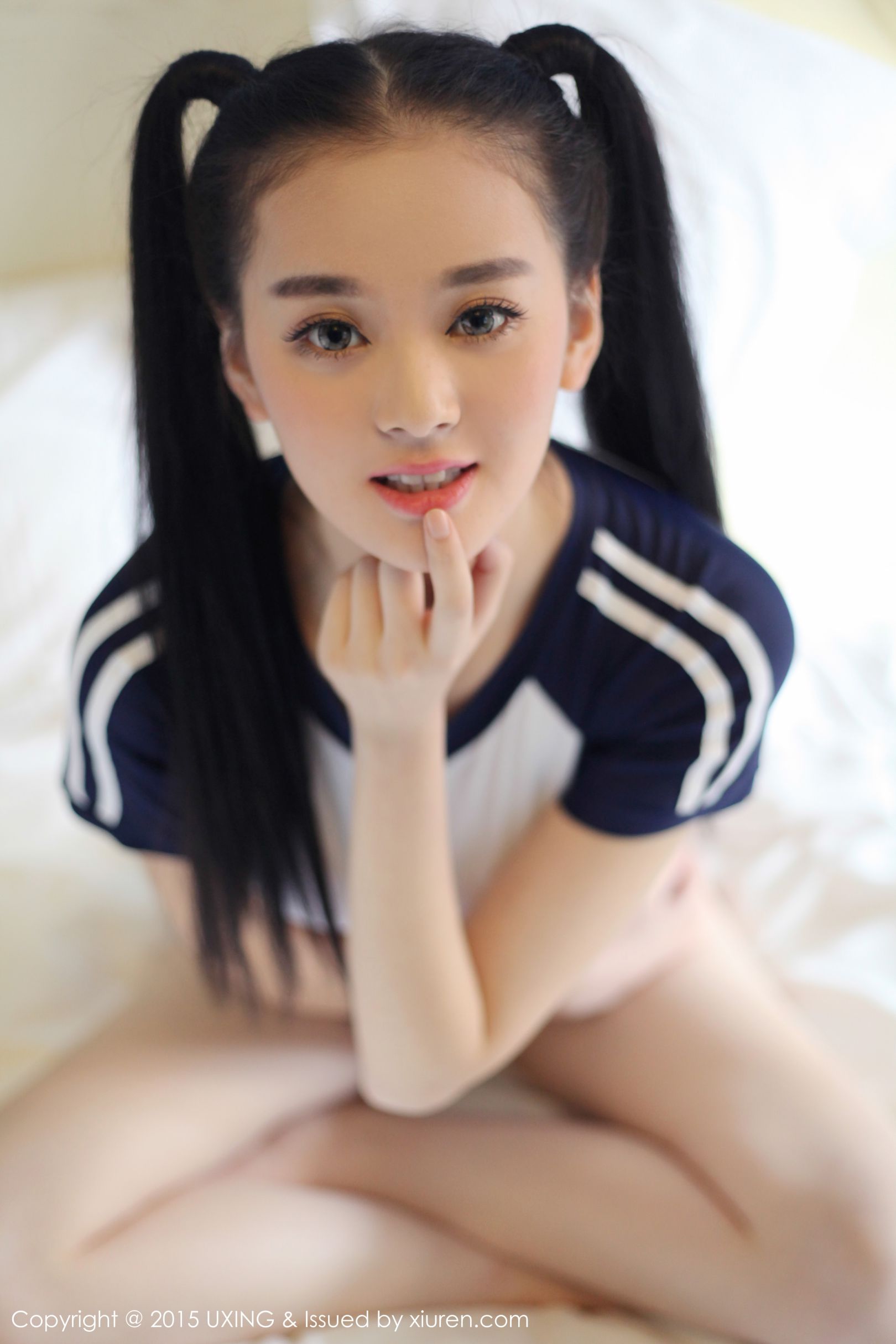 [UXING优星馆] VOL.027 温馨baby 97年新人妹子 写真套图