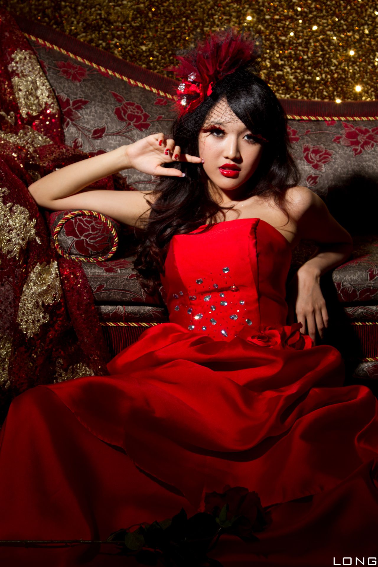 [BEAUTYLEG番外篇]  棚拍]Jill余馥羽-婚紗之紅写真套图