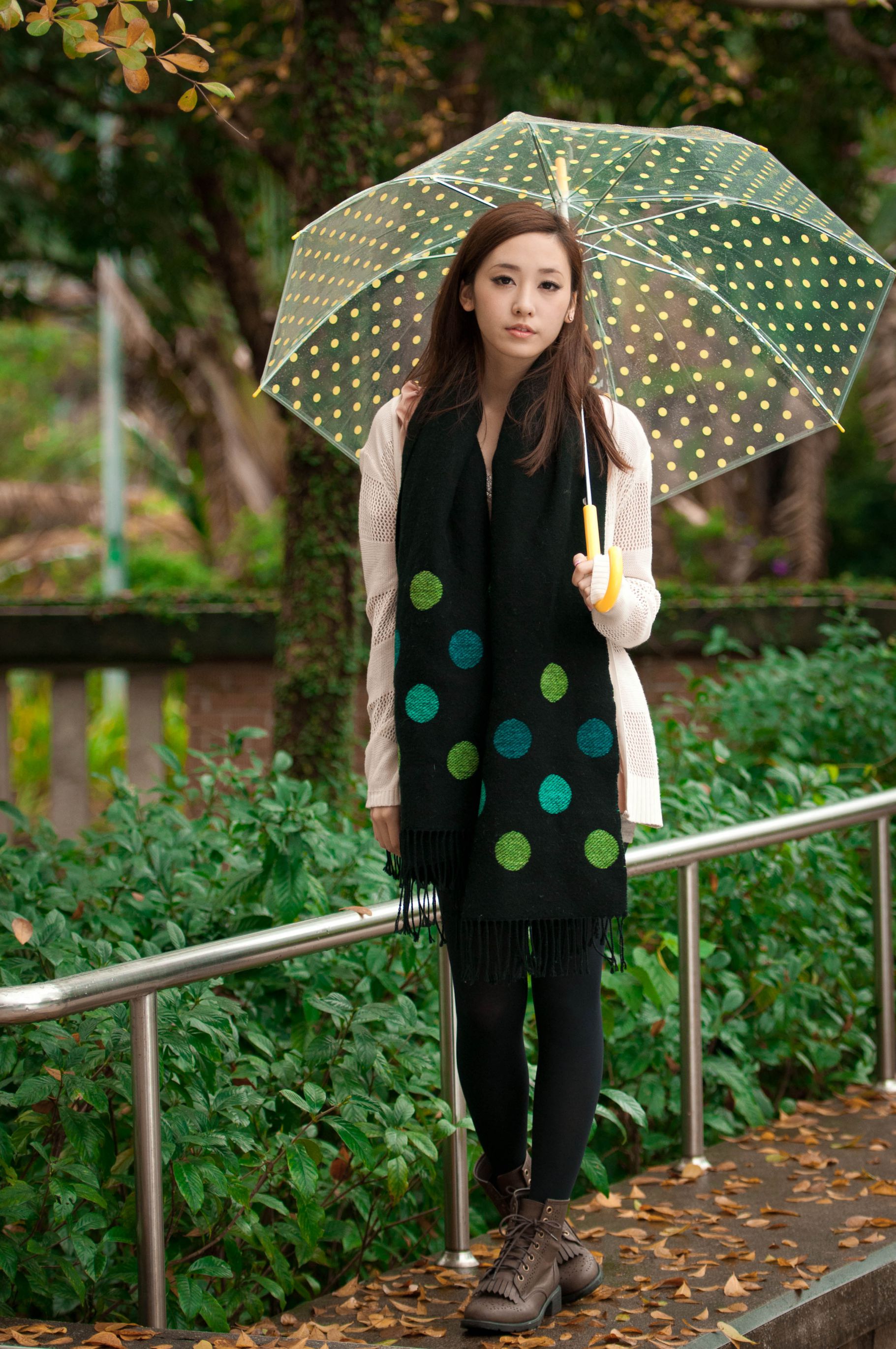 台湾美女模特Riko小源 - 气质街拍套图