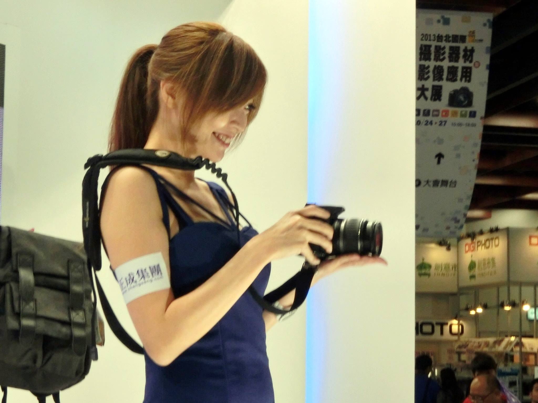 [BEAUTYLEG番外篇] Lucy-2013台北摄影器材展