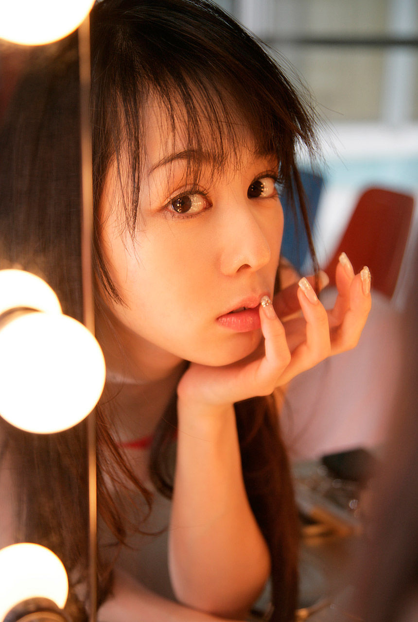 [Image.tv] 秋山莉奈《I&#039;m CAUGHT UP》写真集