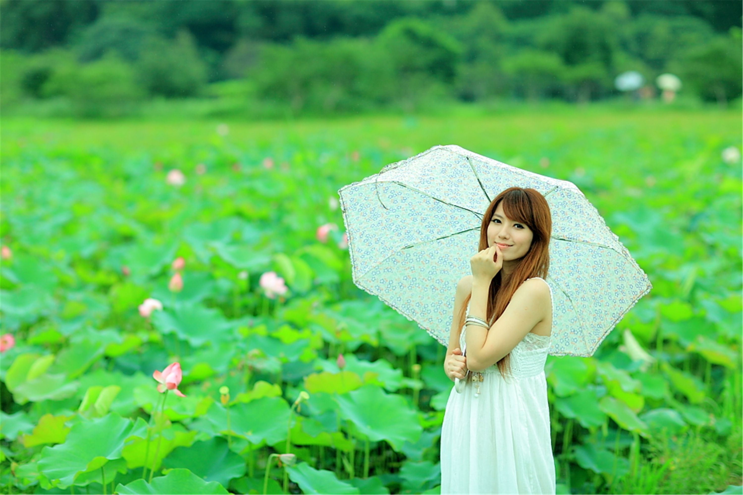 [台湾美女] 小静 - 农场初夏田园风光写真套图