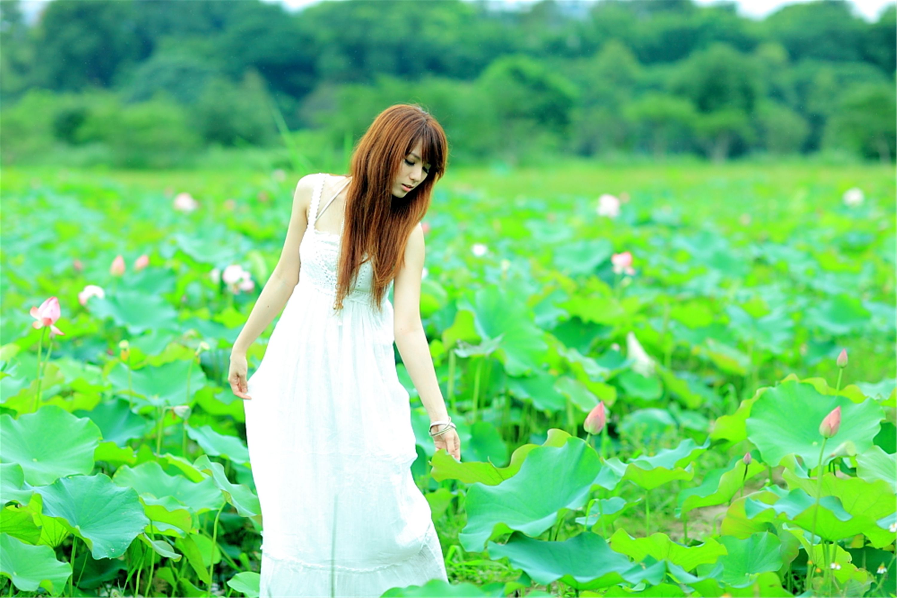 [台湾美女] 小静 - 农场初夏田园风光写真套图