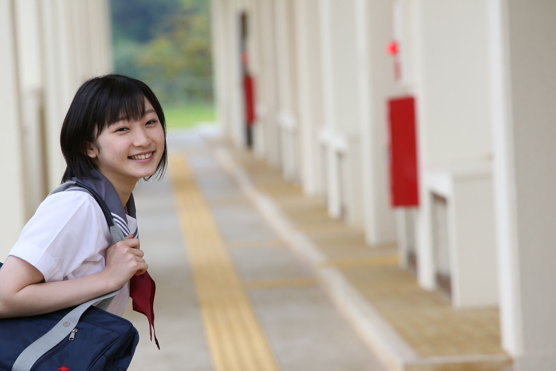 [Hello! Project Digital Books] No.129 宮本佳林 Karin Miyamoto 写真集