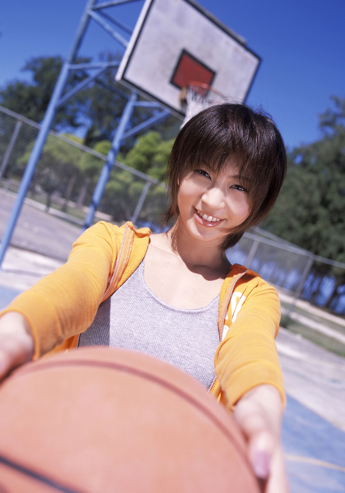 [For-side] 安田美沙子《Hoop!》 写真集