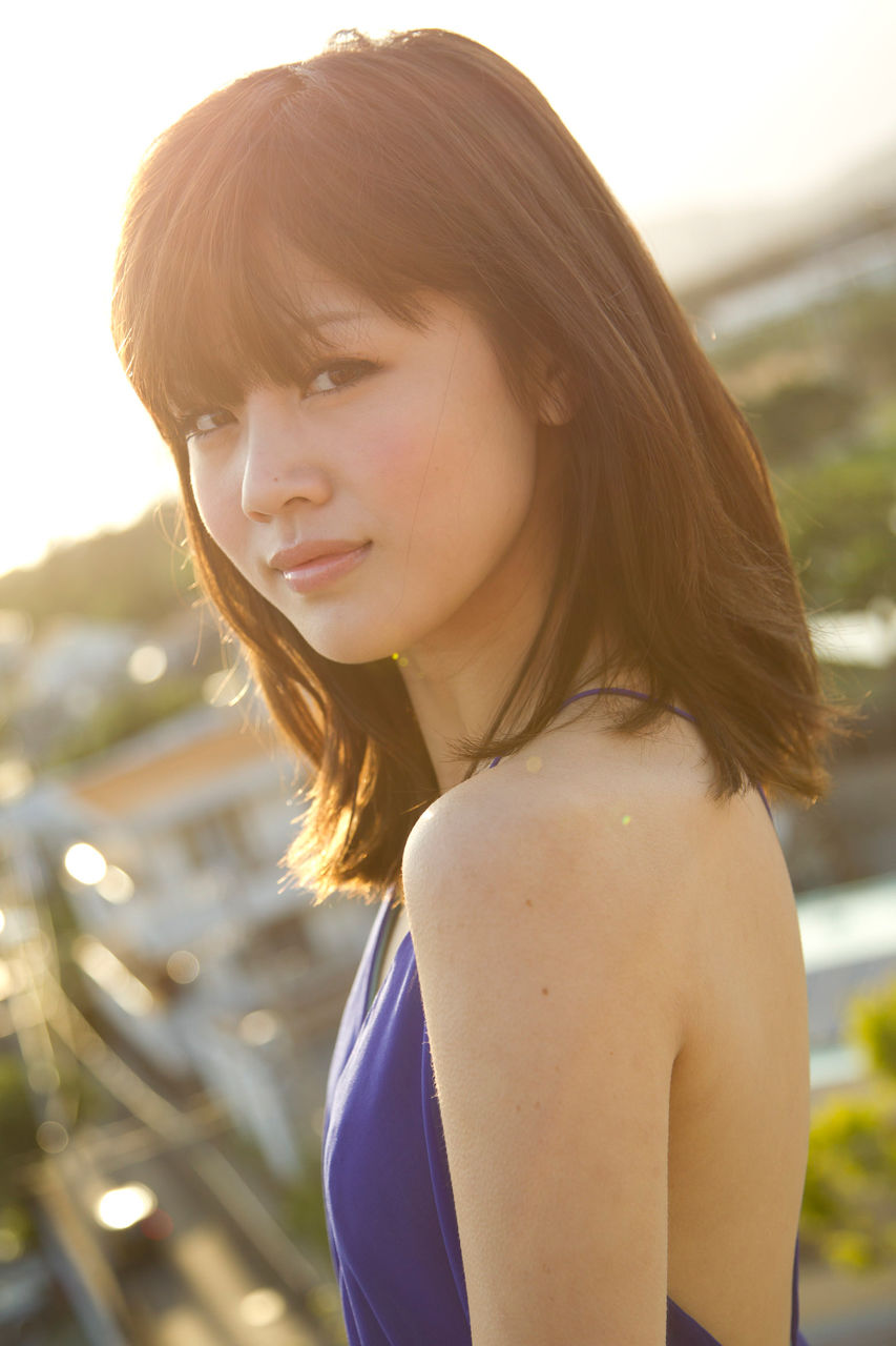 [H!P Digital Books] No.100 新垣里沙 Risa Niigaki 写真集