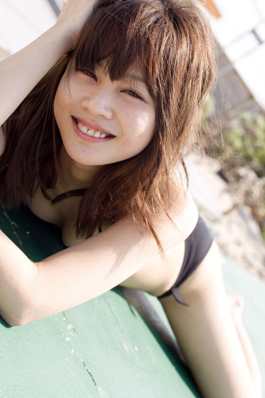 [H!P Digital Books] No.100 新垣里沙 Risa Niigaki 写真集